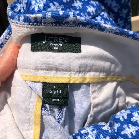 J. Crew Seersucker 5” City Fit Shorts 0 - Picture 7 of 8